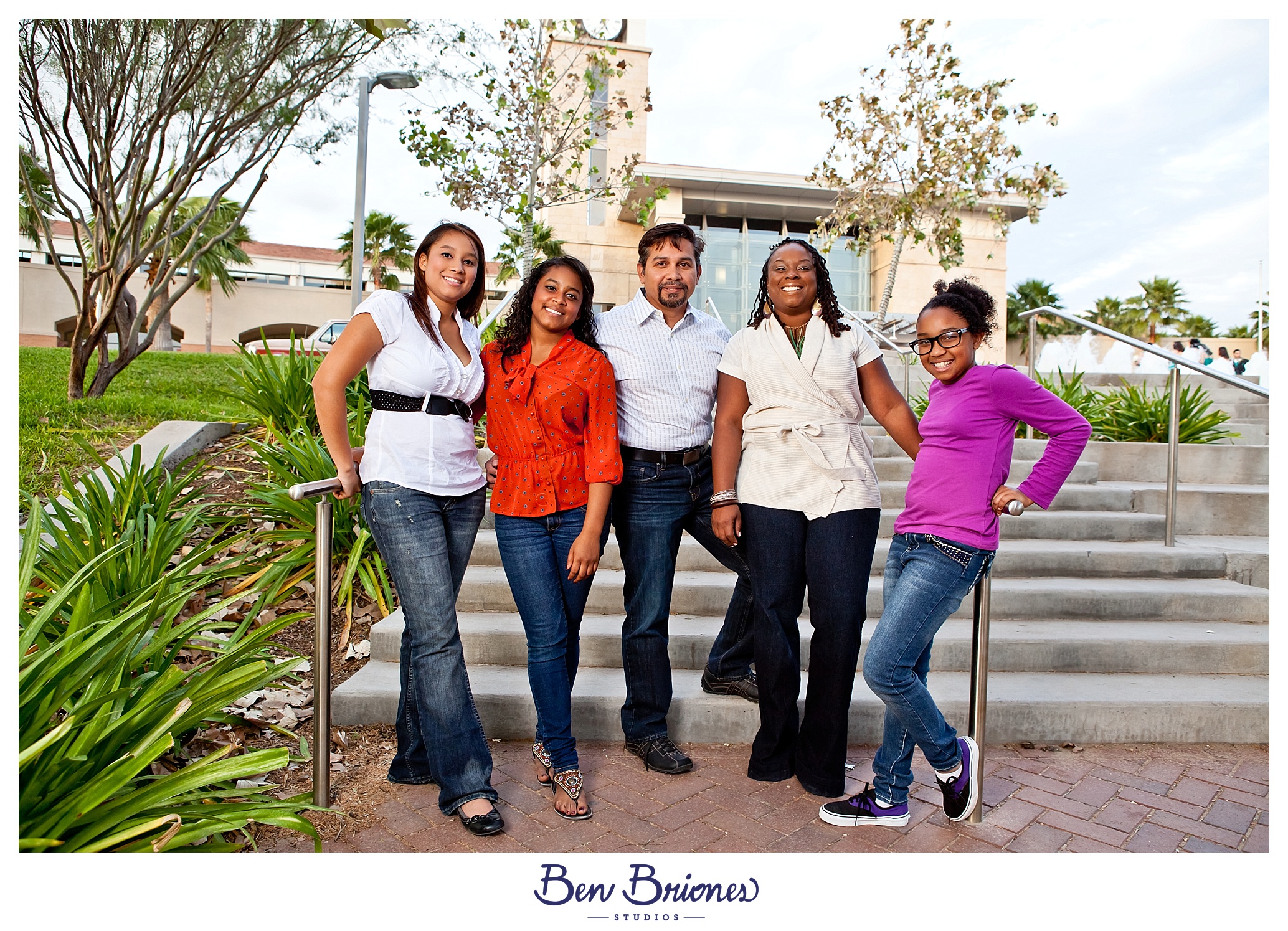 Hernandez Family – McAllen Convention Center – Ben Briones Studios