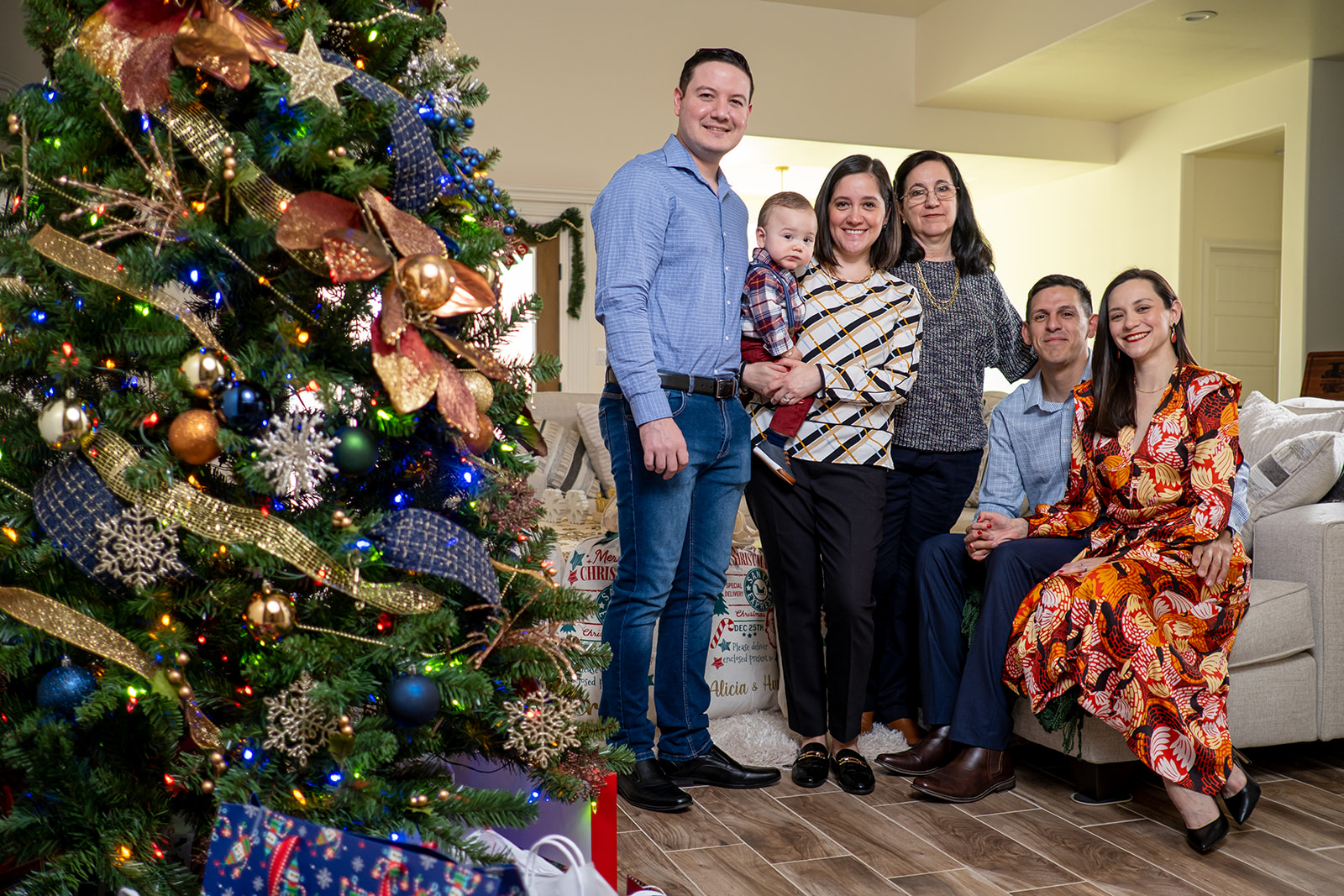 Craig Christmas Portraits – Brownsville, Texas – Bee Beautiful Studios