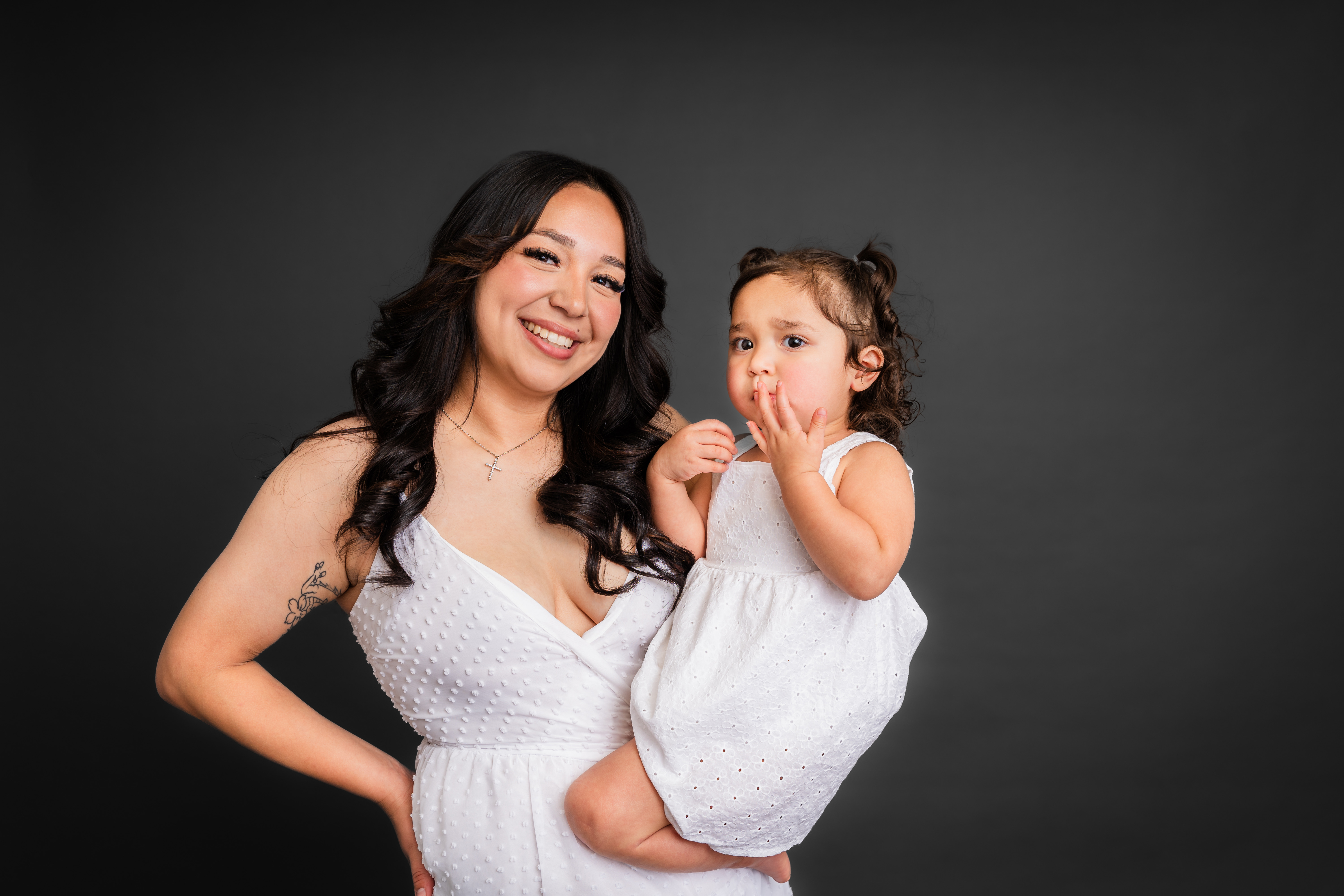 Jackie and Xilenia Portraits – Bee Beautiful Studios – McAllen, Texas