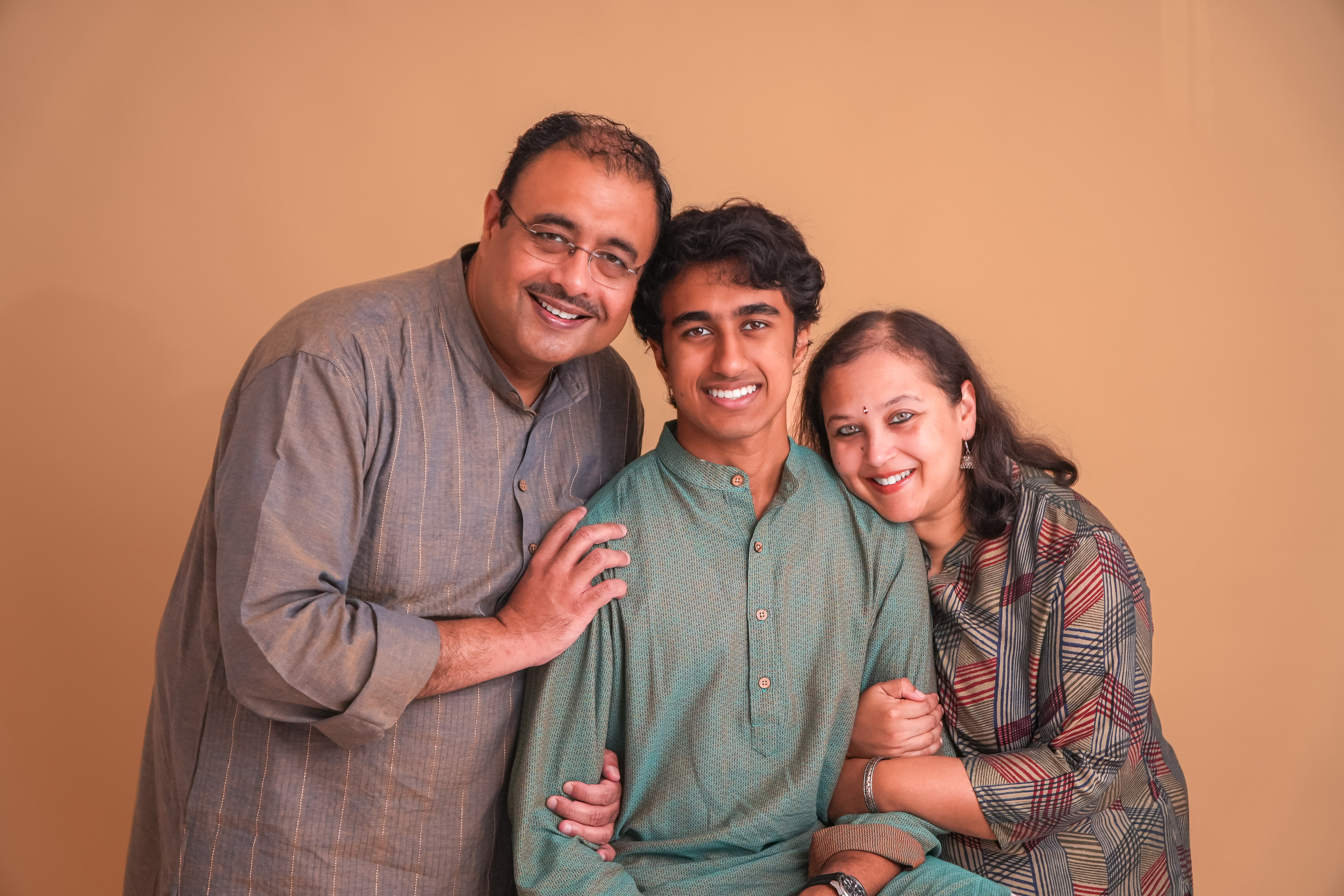 Mitra Family Portraits – Bee Beautiful Studios – McAllen TX