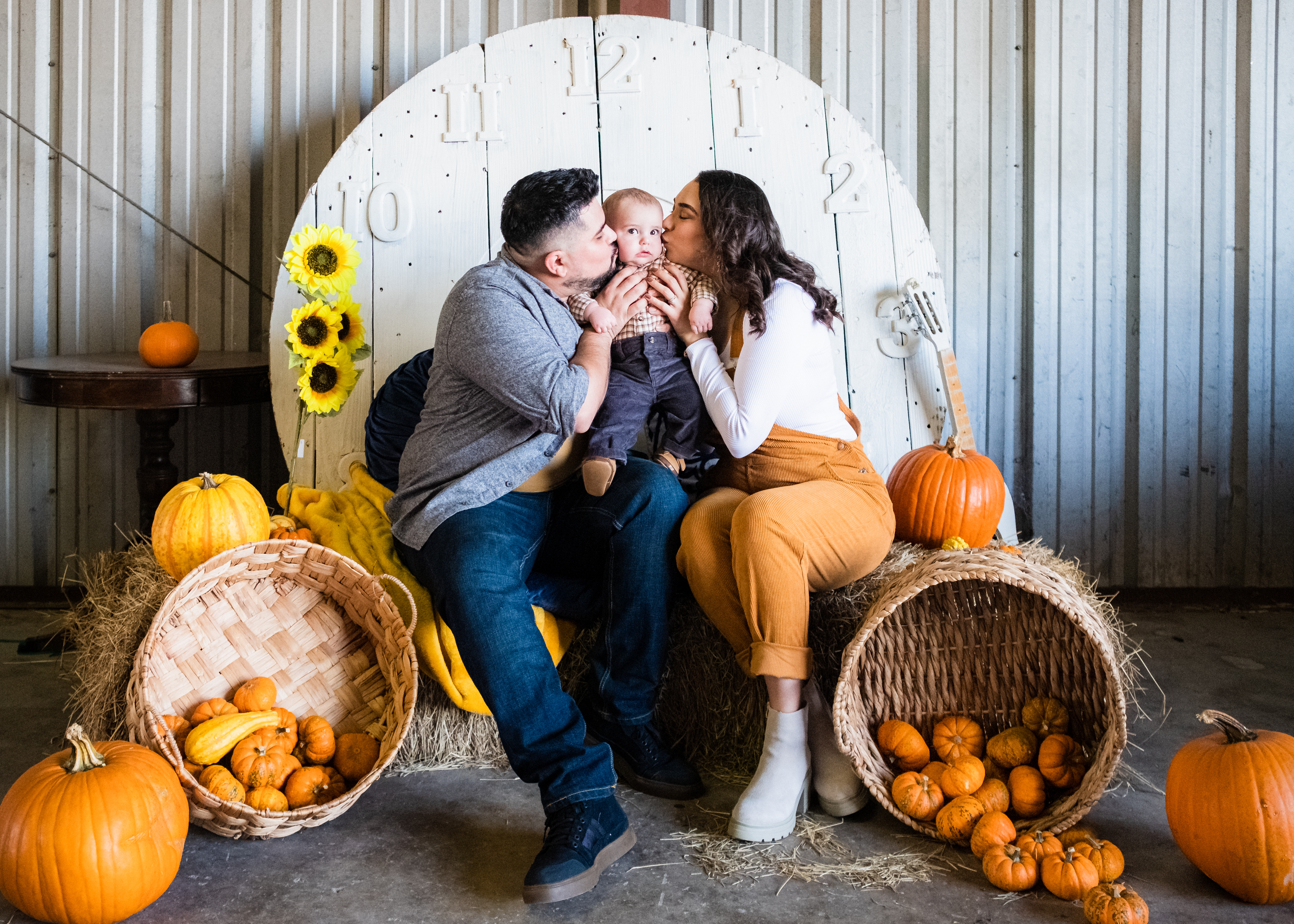 Sanchez Pumpkin Patch Session – McAllen, TX – Bee Beautiful Studios